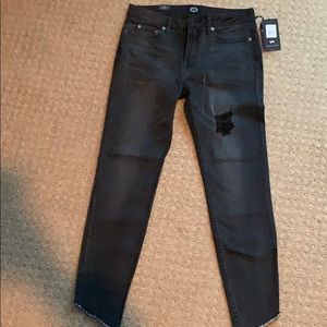 Bnwt RVCA skinny jeans size 31 with stretch!